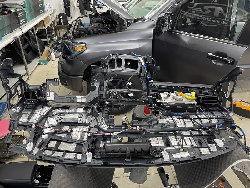 Торпедо шумоизоляция Lexus NX
